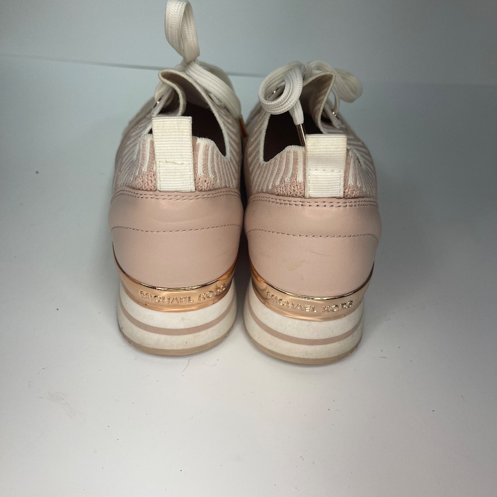 Women’s Michael Kors Size 6 Pink Tennis Shoes with Gold Accents - Picture 4 of 8